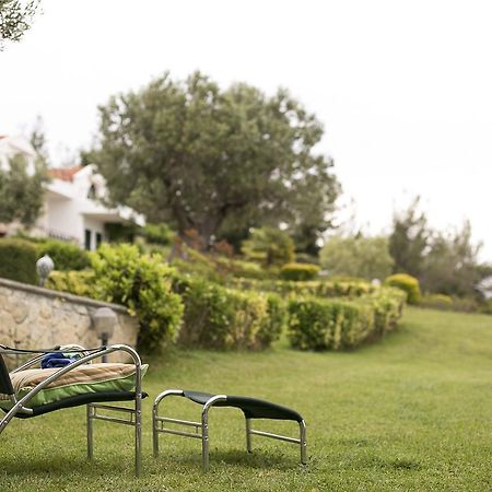 Blue Crab, Beachfront House In Kalandra #Feelslikehome Hanioti Bagian luar foto